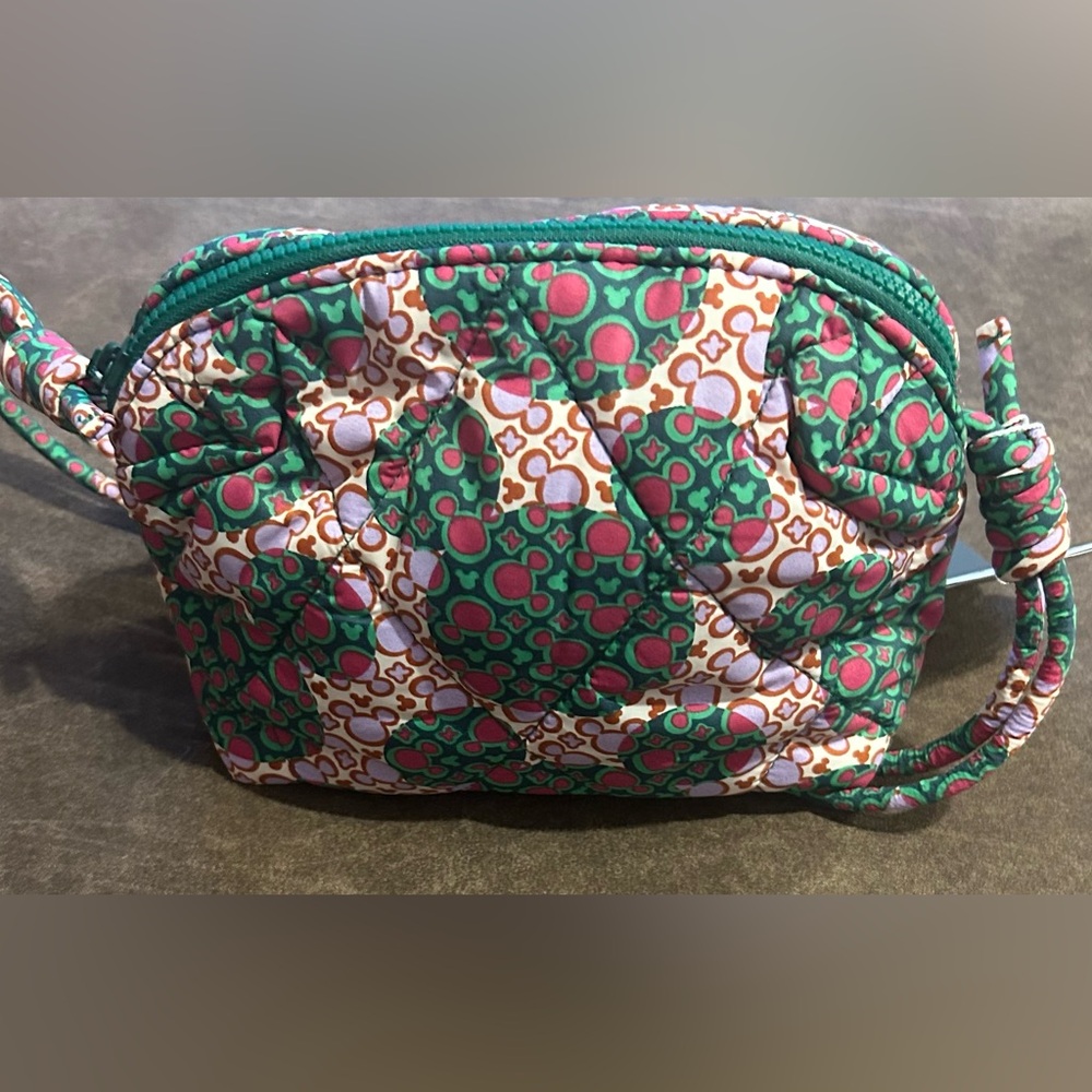 NWT Vera Bradley Mickey Mouse Kaleidoscope Lavender Blake Crossbody Bag - Picture 2 of 6